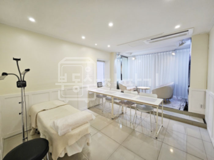 서울 강남구 논현동 강남구청역 2분, 초역세권, 1층 임대 월세 매물번호 28588 사진 3