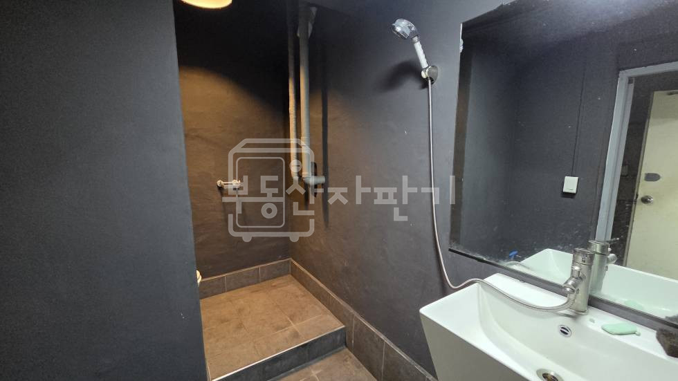 서울 강남구 신사동 무권리, 가로수길 인근, 지하 1층 임대 월세 매물번호 35653 사진 6
