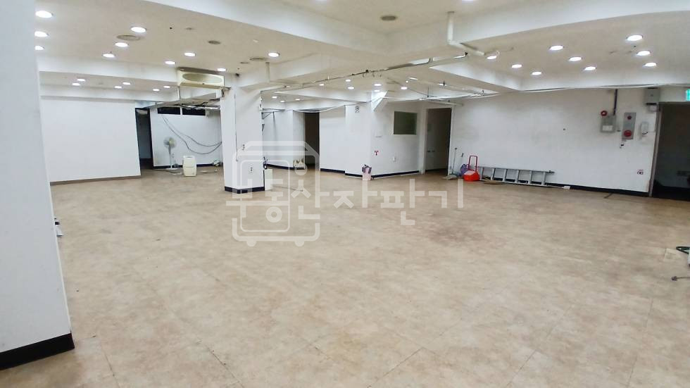 서울 광진구 군자동 무권리, 군자교사거리 인근 , 지하1층 임대 월세 매물번호 35785 사진 3