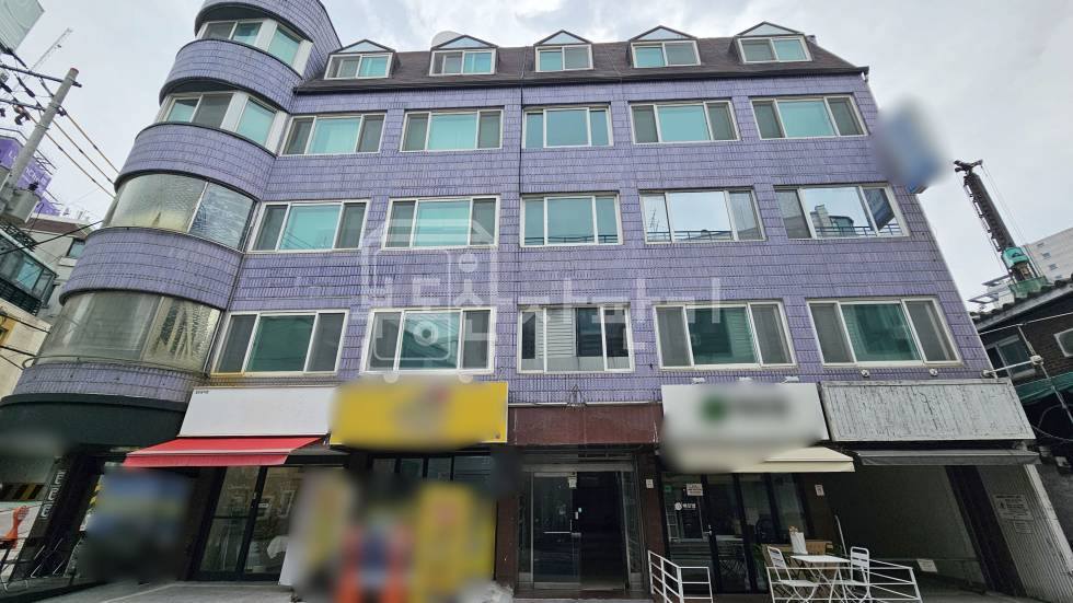 서울 강남구 논현동 9호선 언주역 도보 3분, 초역세권, 코너건물, 높은층고 지하1층임대 월세 매물번호 34947 사진 2