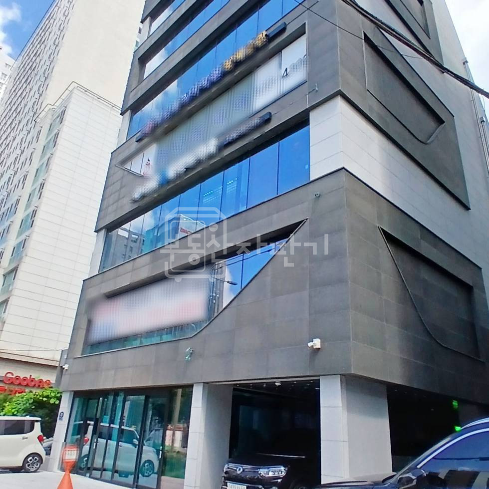 서울 서초구 방배동 무권리, 이수역 3분, 초역세권, 지하1층 임대 월세 매물번호 35623 사진 1