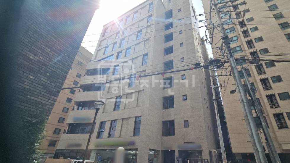 서울 서초구 서초동 무권리, 남부터미널역 도보 4분, 역세권, 코너건물, 지하2층 임대 월세 매물번호 35434 사진 1