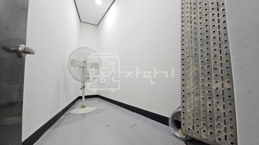 서울 서초구 서초동 무권리, 남부터미널역 도보 4분, 역세권, 코너건물, 지하2층 임대 월세 매물번호 35434 사진 5