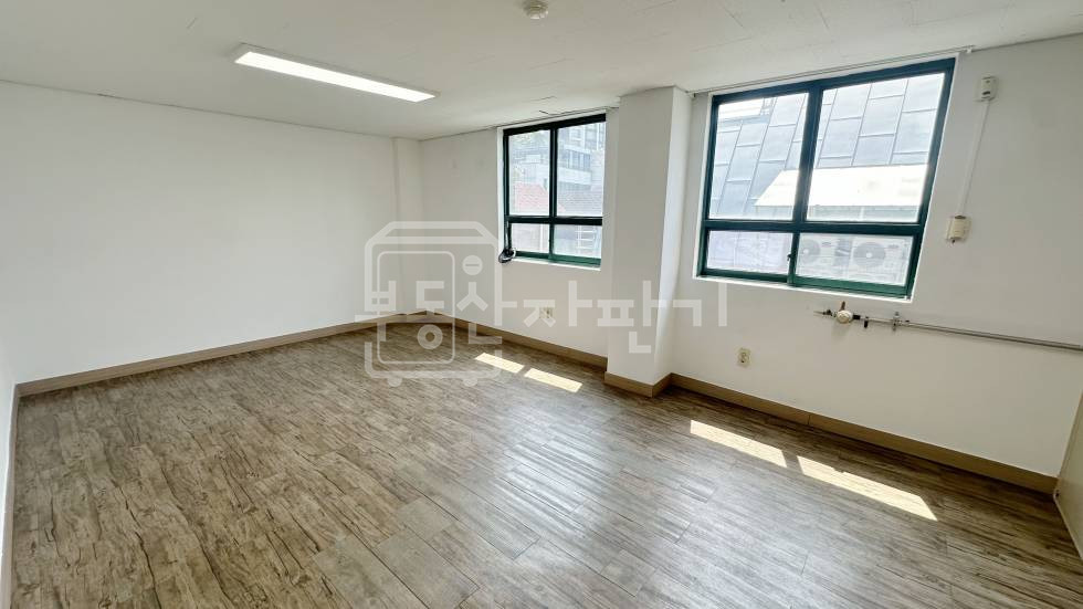 서울 강남구 도곡동 무권리,양재역 8분,역세권, 4층 임대 월세 매물번호 32775 사진 1