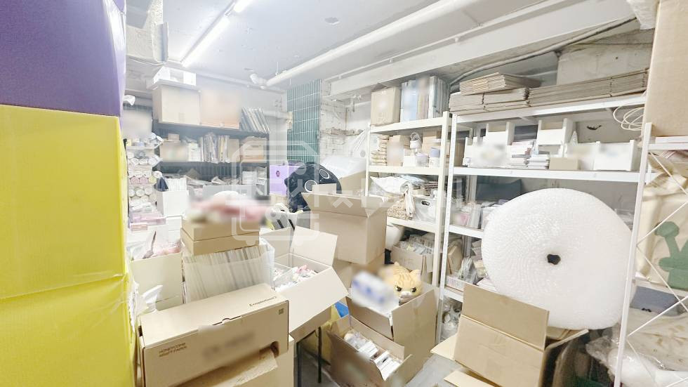 서울 강남구 신사동 신사동 가로수길 인근, 반지하 임대 월세 매물번호 31342 사진 2