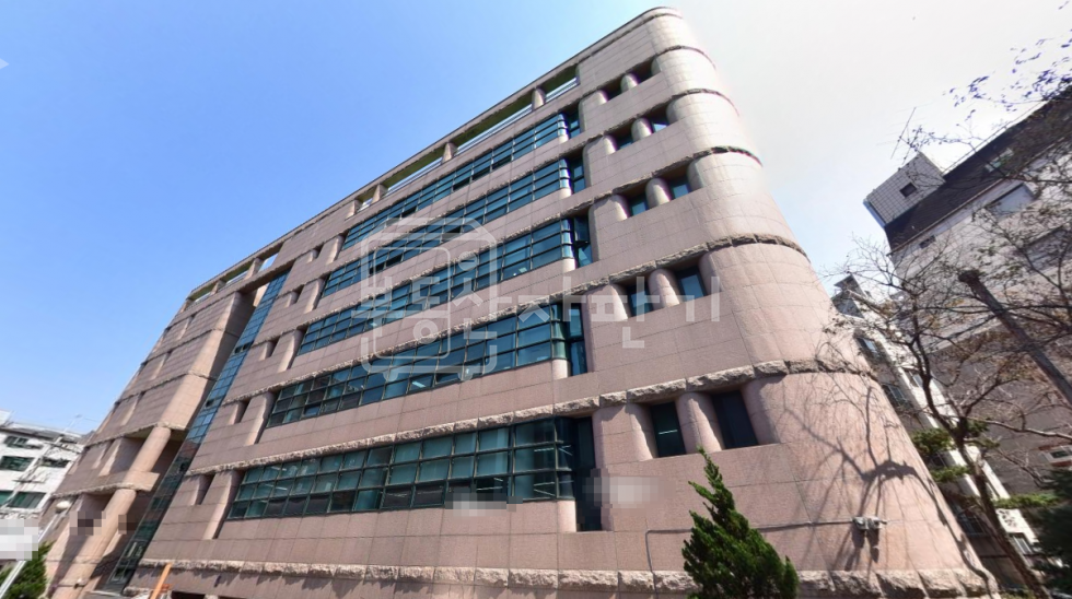 서울 강남구 신사동 무권리, 신사역 7분, 역세권, 지하2층 임대 월세 매물번호 26322 사진 1
