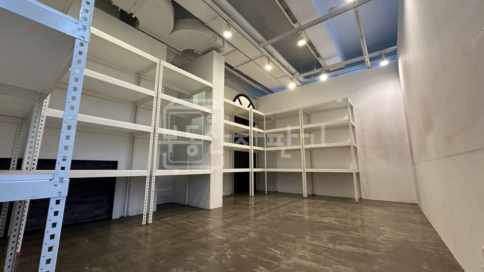 서울 강남구 논현동 무권리,학동역 1분,초역세권, 지하 1층 임대 월세 매물번호 35503 사진 5