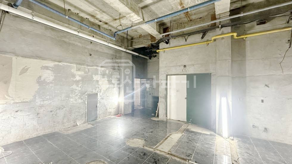 서울 강남구 역삼동 무권리,강남역 2분,초역세권, 지하 1층 임대 월세 매물번호 35491 사진 2