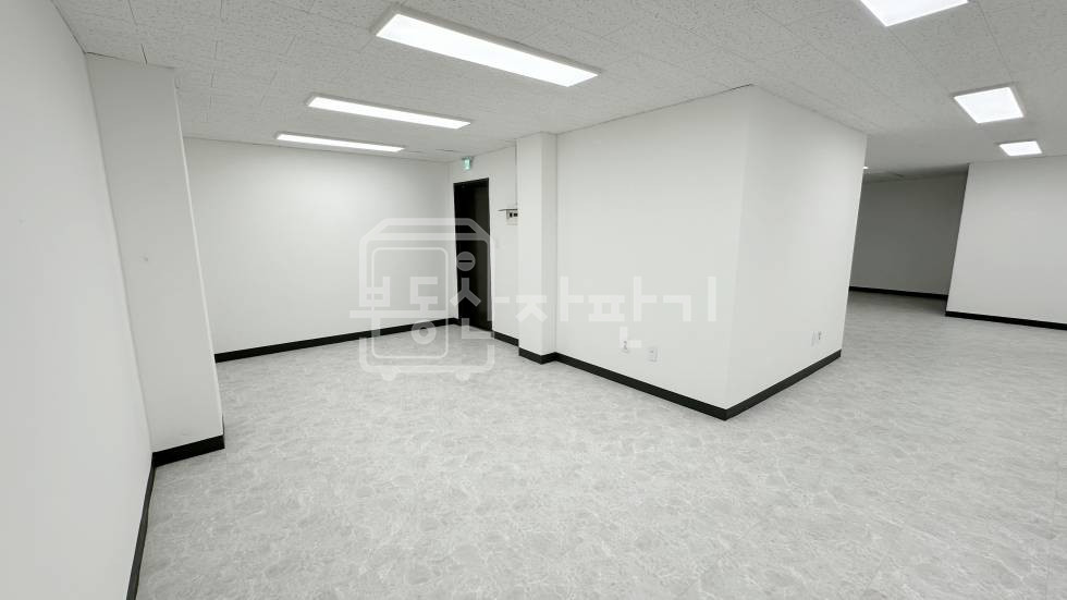 서울 강남구 삼성동 무권리,삼성중앙역 3분,초역세권, 지하 1층 임대 월세 매물번호 21211 사진 3