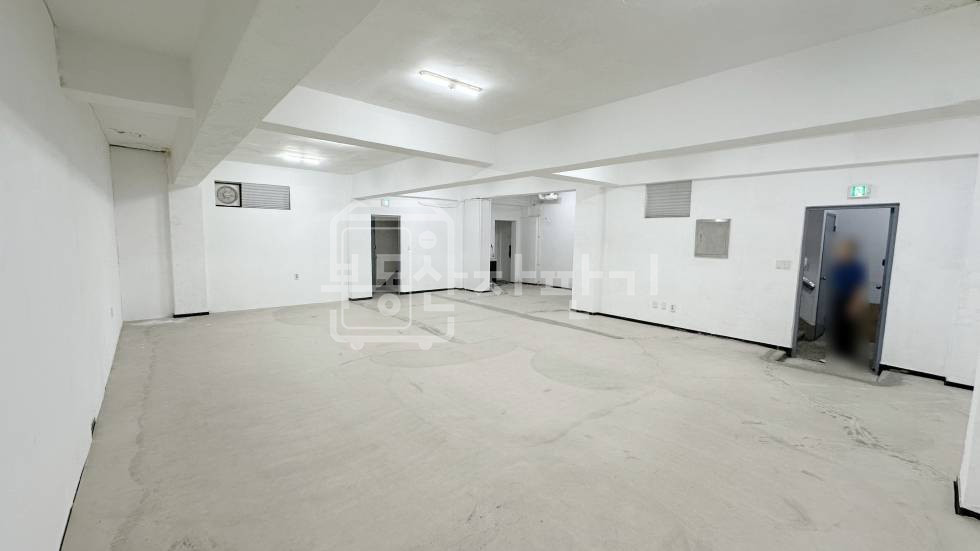서울 강남구 삼성동 무권리,삼성중앙역 6분,역세권, 지하 1층 임대 월세 매물번호 24281 사진 2