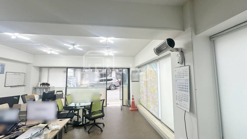 서울 강남구 논현동 무권리,언주역 2분,초역세권 1층 임대 월세 매물번호 34796 사진 2