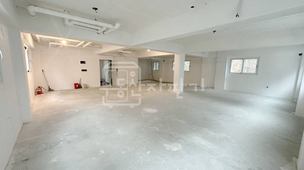 서울 강남구 논현동 무권리,논현역 7분,역세권 2층 임대 월세 매물번호 27971 사진 2