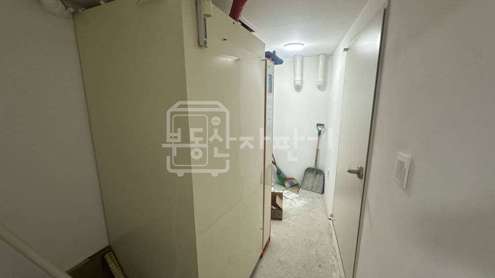 서울 강남구 논현동 무권리,신사역 1분,초역세권, 지하 1층 임대 월세 매물번호 34958 사진 4