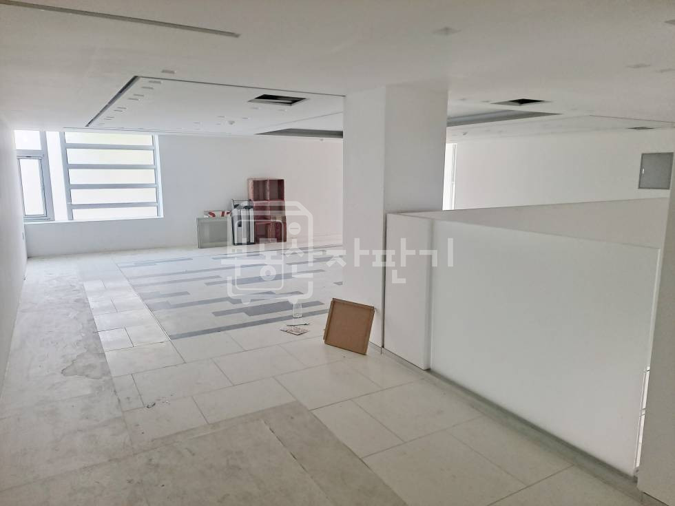 서울 강남구 신사동 무권리, 신사역 도보 9분, 가로수길, 대로변, 1층~2층 월세 매물번호 35490 사진 20