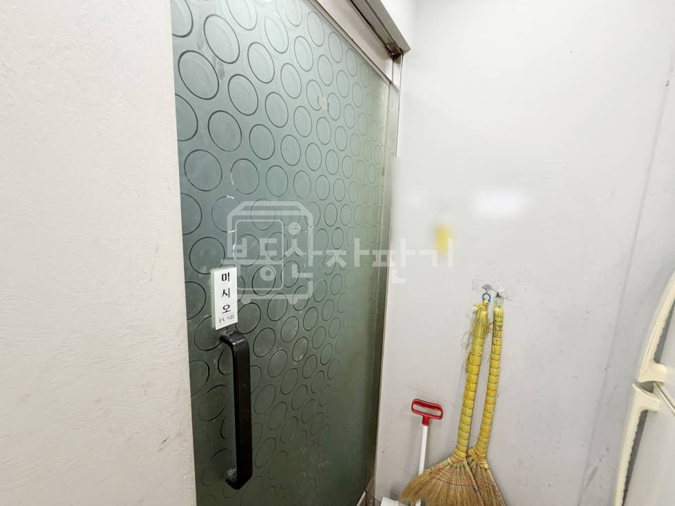 서울 강남구 논현동 무권리 학동역 도보 7분, 1층 임대 월세 매물번호 34090 사진 9