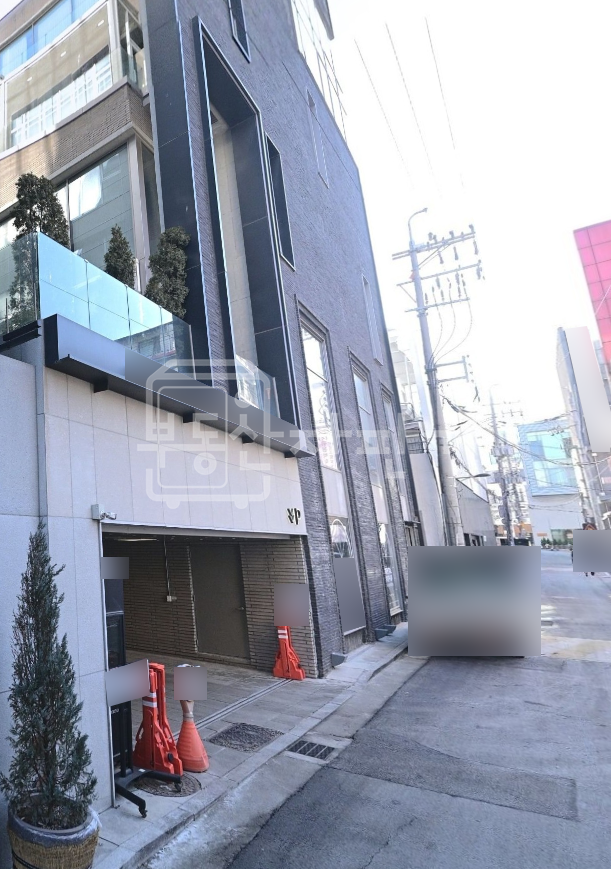서울 강남구 청담동 압구정로데오역 도보 3분, 초역세권, 2층 임대 월세 매물번호 35566 사진 1