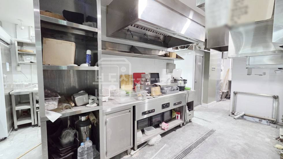 서울 강남구 청담동 압구정로데오역 도보 3분, 초역세권, 2층 임대 월세 매물번호 35566 사진 13