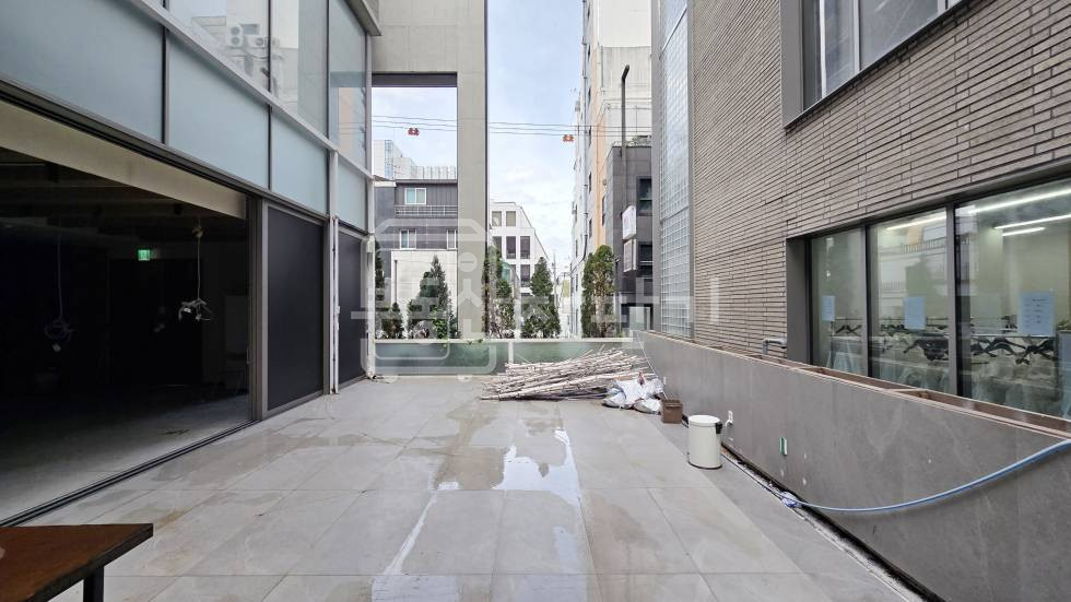 서울 강남구 청담동 압구정로데오역 도보 3분, 초역세권, 2층 임대 월세 매물번호 35566 사진 17