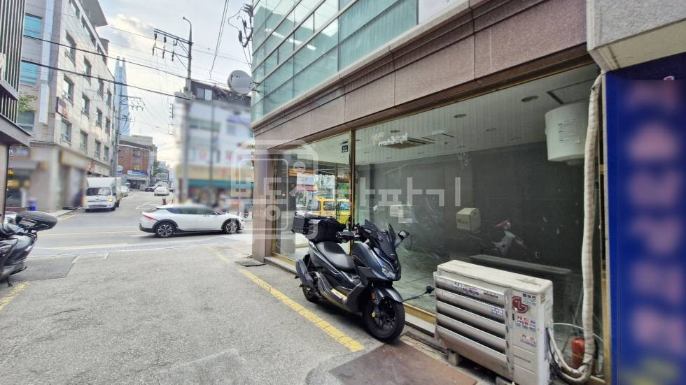 서울 송파구 송파동 방이동 고분군사거리 인근, 무권리, 역세권 1층 임대 월세 매물번호 35855 사진 1