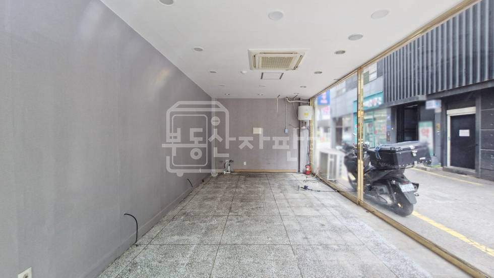 서울 송파구 송파동 방이동 고분군사거리 인근, 무권리, 역세권 1층 임대 월세 매물번호 35855 사진 3