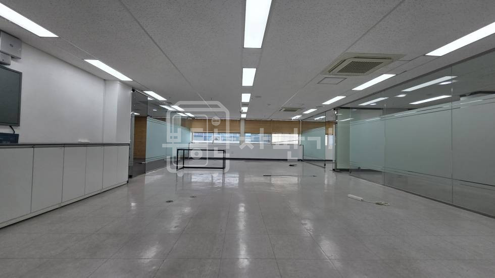 서울 강남구 대치동 무권리, 삼성역 도보 6분, 역세권, 4층 임대 월세 매물번호 35300 사진 2