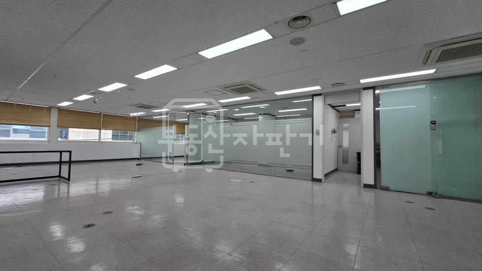 서울 강남구 대치동 무권리, 삼성역 도보 6분, 역세권, 4층 임대 월세 매물번호 35300 사진 3
