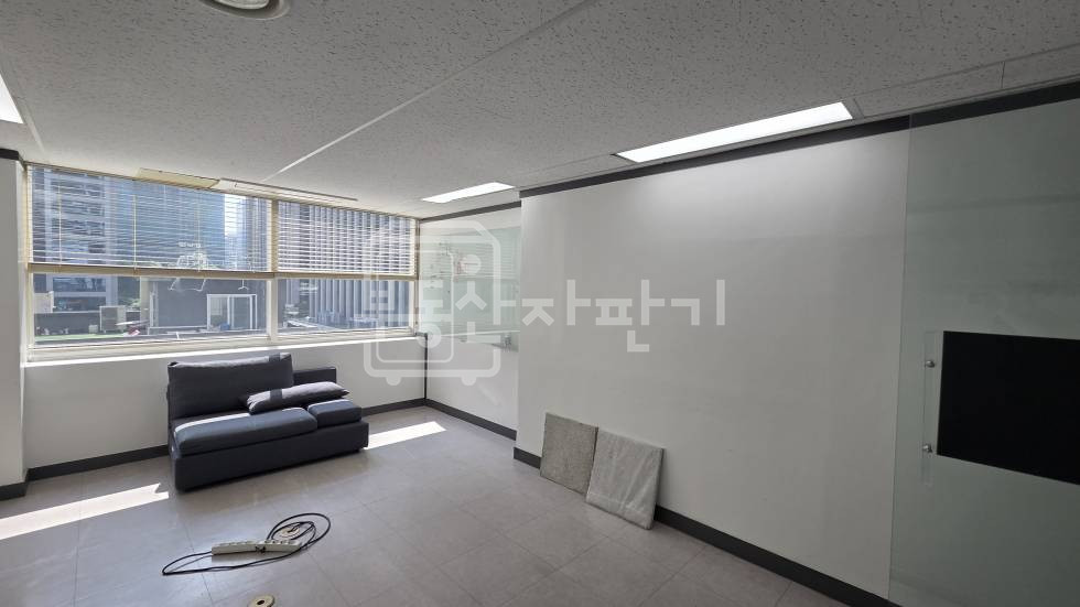 서울 강남구 대치동 무권리, 삼성역 도보 6분, 역세권, 4층 임대 월세 매물번호 35300 사진 11
