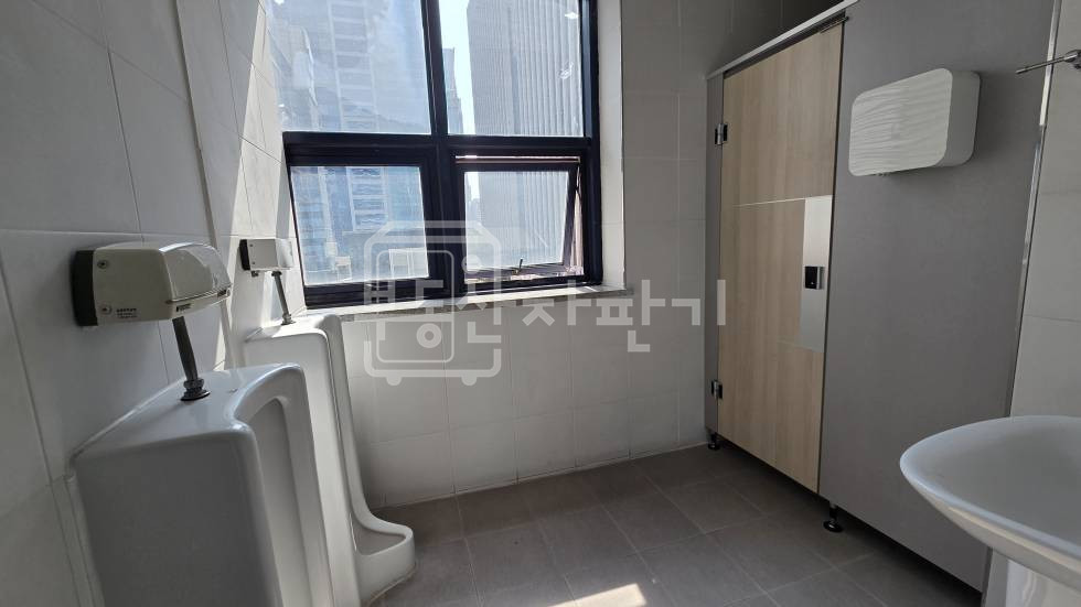 서울 강남구 대치동 무권리, 삼성역 도보 6분, 역세권, 4층 임대 월세 매물번호 35300 사진 16