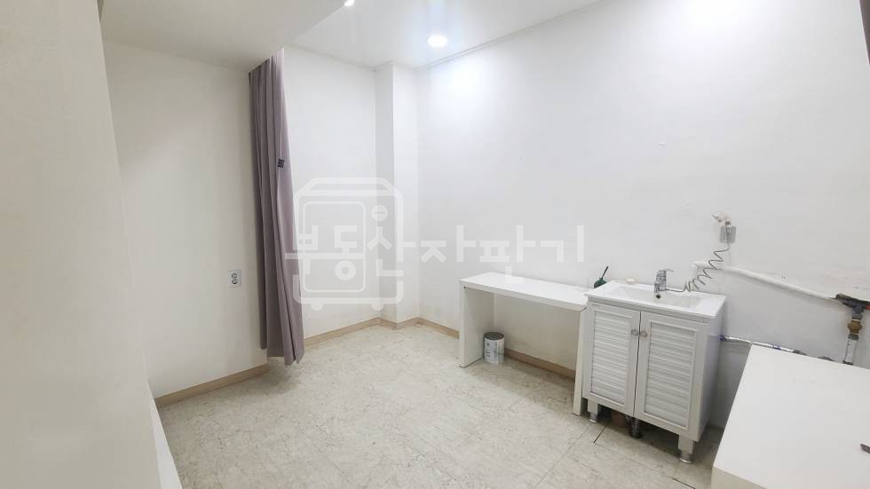 서울 강남구 역삼동 언주역 도보 9분 월세 매물번호 35878 사진 3