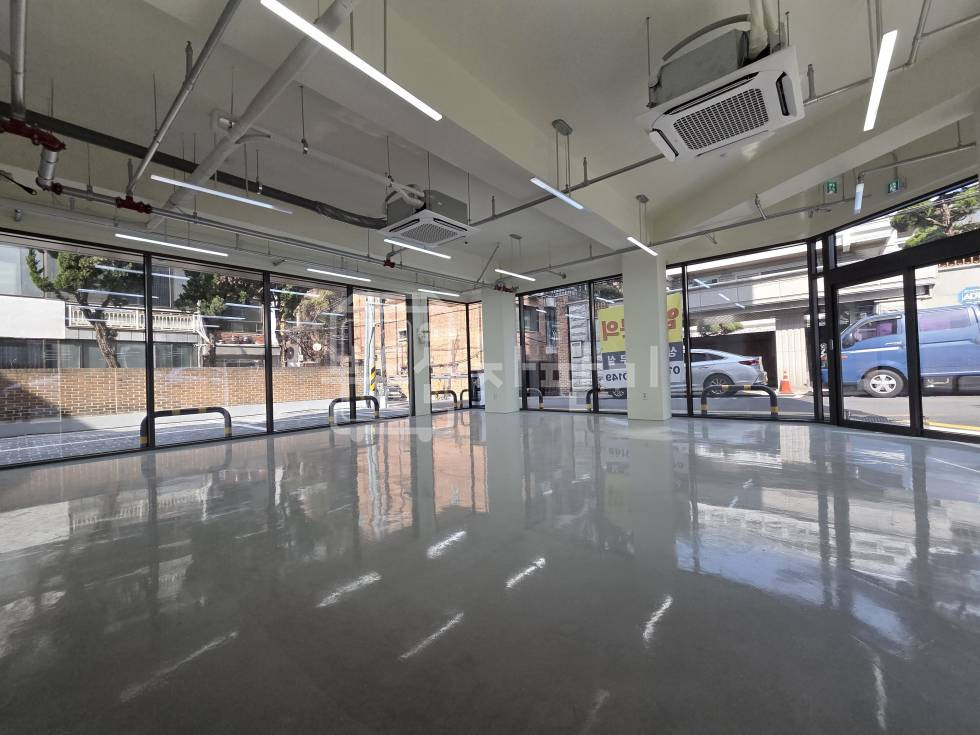 서울 강남구 역삼동 무권리, 신축 첫 입주, 역삼역 도보 4분, 1층 임대 월세 매물번호 35656 사진 4