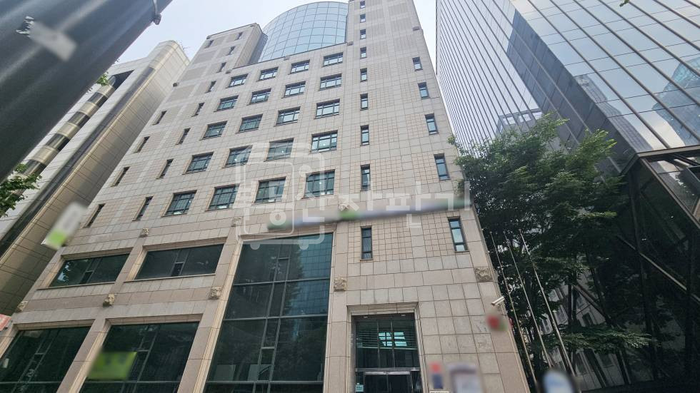 서울 강남구 역삼동 역삼역 도보 5분, 초역세권, 대로변, 10층임대 월세 매물번호 35280 사진 1
