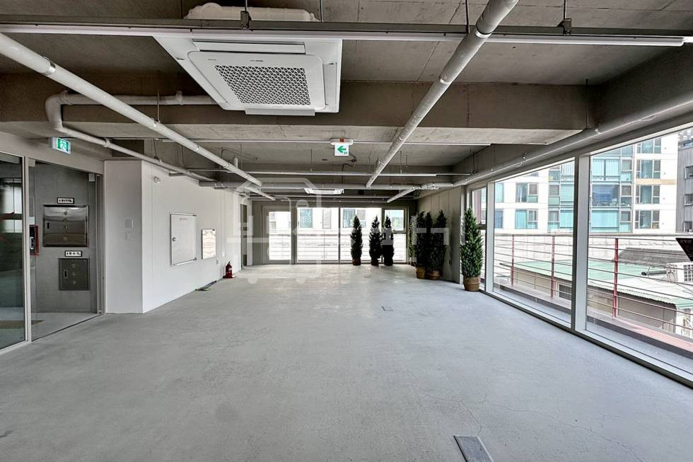 서울 강남구 삼성동 무권리, 삼성중앙역 2분, 초역세권, 5층 임대 월세 매물번호 35726 사진 1