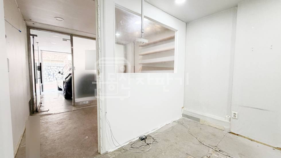 서울 강남구 논현동 무권리, 선정릉역 7분, 역세권 1층 임대 월세 매물번호 35993 사진 2