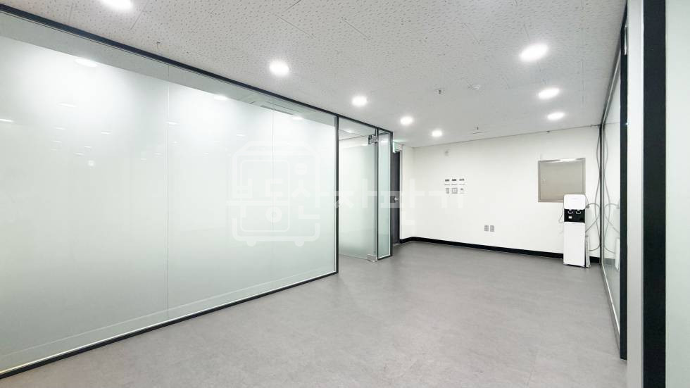 서울 강남구 역삼동 무권리, 언주역 4분, 역세권 임대 월세 매물번호 35968 사진 1