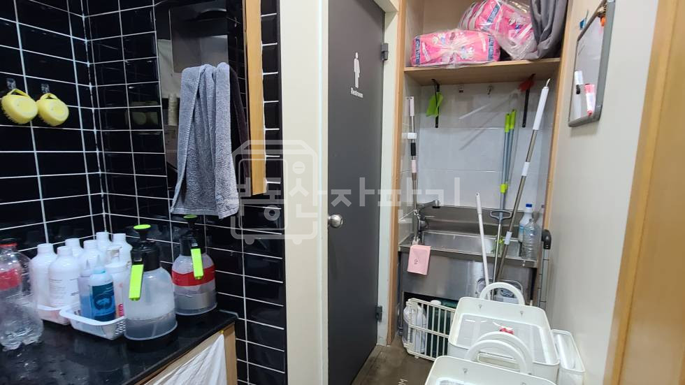 서울 강남구 역삼동 무권리, 언주역 1분거리 역세권, 1층 상가 월세 매물번호 35850 사진 8