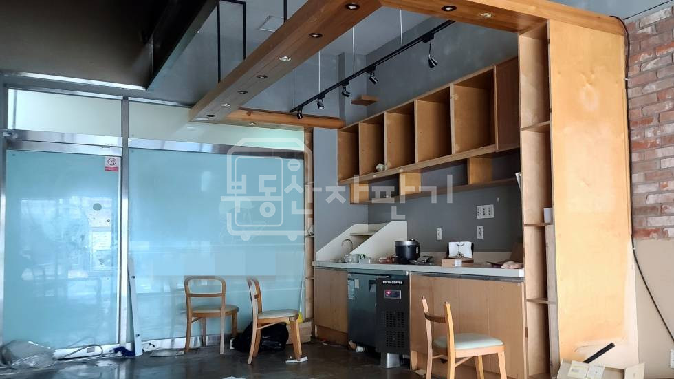 서울 강남구 역삼동 무권리, 도곡사거리 근방, 주거 오피스 상권 1층 상가 월세 매물번호 35848 사진 4