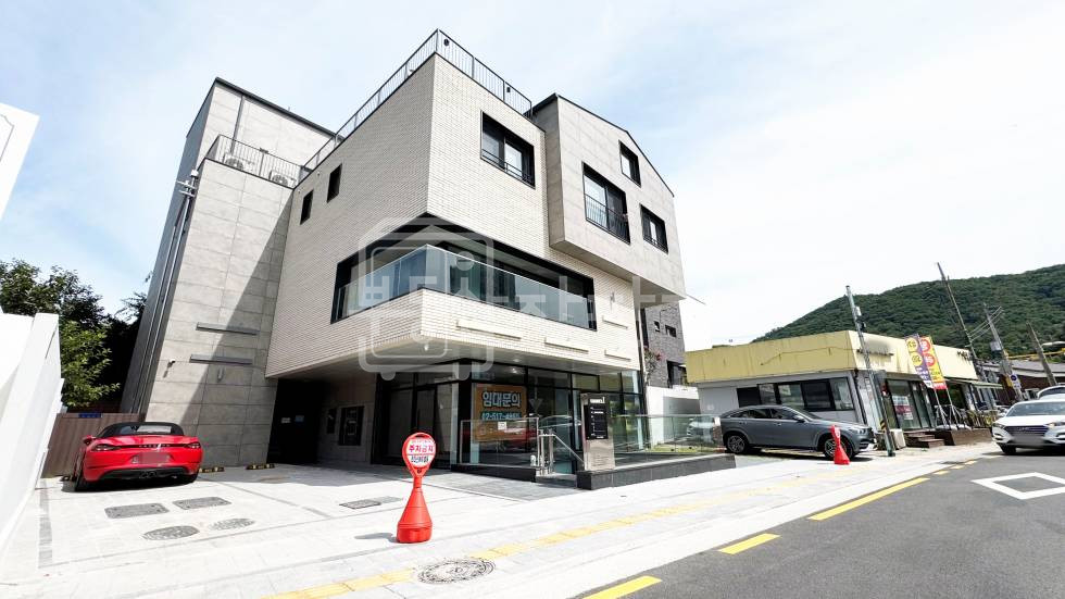 서울 서초구 내곡동 무권리, 내곡동 가시성 좋은 신축상가 2층임대 월세 매물번호 33923 사진 1