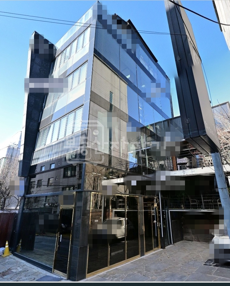 서울 강남구 논현동 무권리, 학동역 6분, 역세권, 2층 임대 월세 매물번호 33945 사진 1