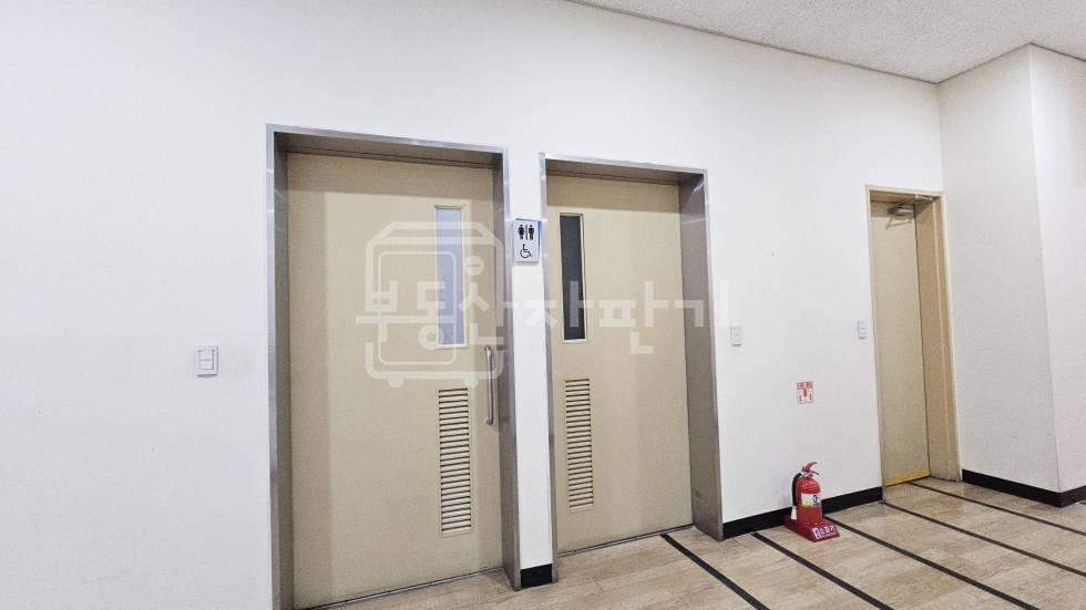 서울 강남구 역삼동 무권리, 2호선/신분당선 강남역 도보 8분, 역세권, 대로변, 지하1층 임대 월세 매물번호 35014 사진 6