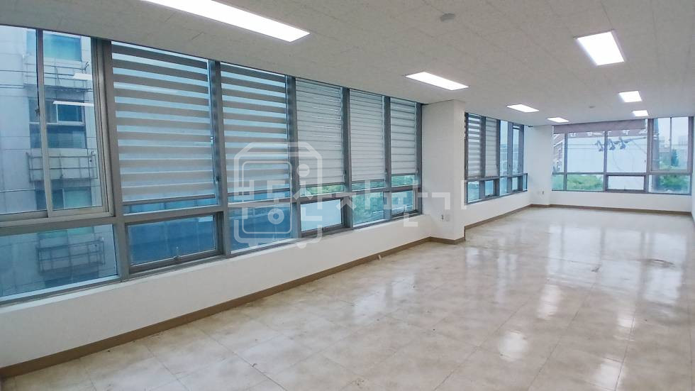 서울 서초구 양재동 무권리, 언남중학교 인근 , 3층 임대 월세 매물번호 35721 사진 7