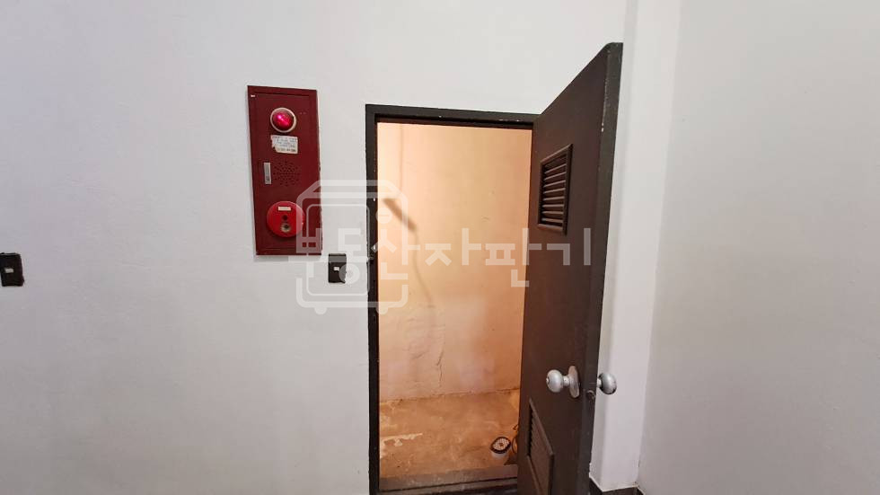 서울 강남구 역삼동 무권리, 역삼역 도보 7분, 역세권, 지하1층 임대 월세 매물번호 31052 사진 12