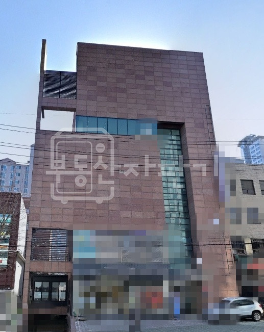 서울 서초구 서초동 무권리, 남부터미널역 3분, 역세권, 5층 임대 월세 매물번호 32693 사진 1