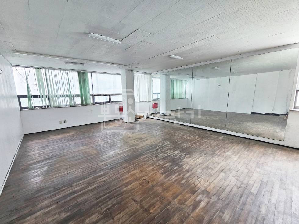 서울 강남구 삼성동 무권리, 삼성역 7분, 역세권, 4층 임대 월세 매물번호 32507 사진 1
