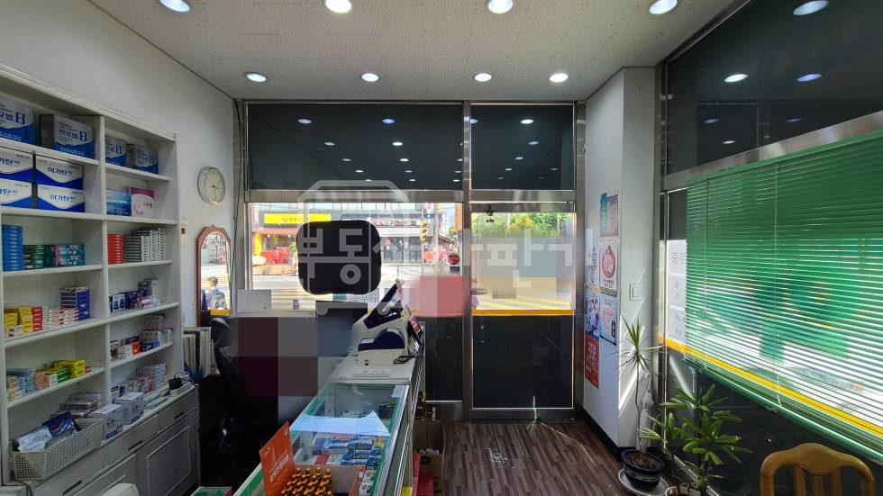 서울 광진구 자양동 무권리, 뚝섬유원지 인근, 대로변 1층상가 월세 매물번호 35888 사진 2
