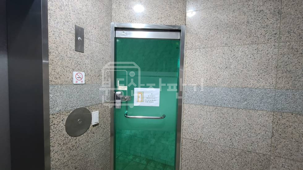 서울 강남구 청담동 무권리, 청담동명품거리 이면, 1층 일부 임대 월세 매물번호 35831 사진 5