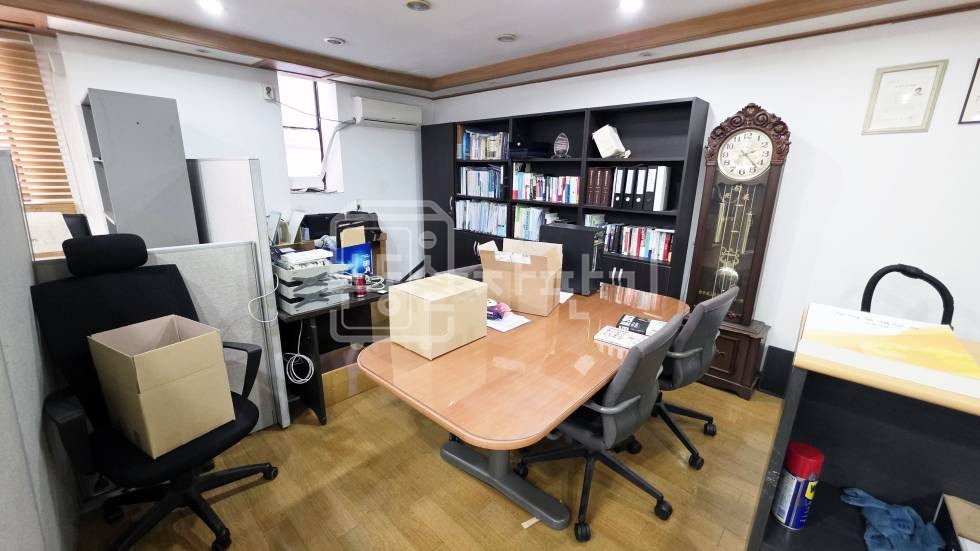 서울 강남구 논현동 무권리, 을지대학병원 인근, 대로변, 5층 임대 월세 매물번호 35476 사진 4