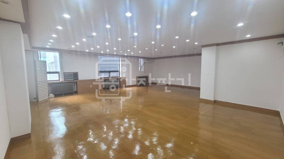 서울 강남구 논현동 무권리, 을지대학병원 인근, 대로변, 5층 임대 월세 매물번호 35476 사진 5