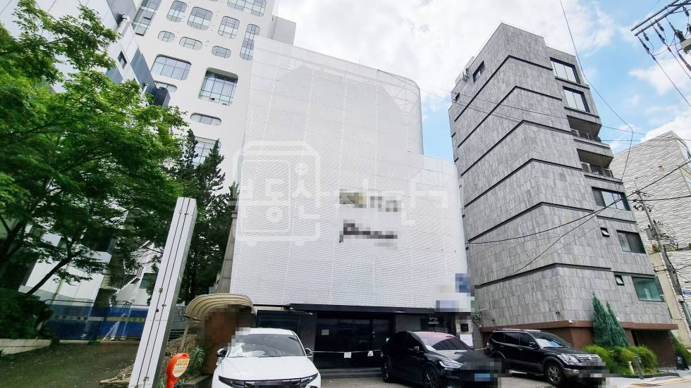 서울 강남구 청담동 무권리, 압구정로데오역 9분, 역세권, 3층 임대 월세 매물번호 31566 사진 2
