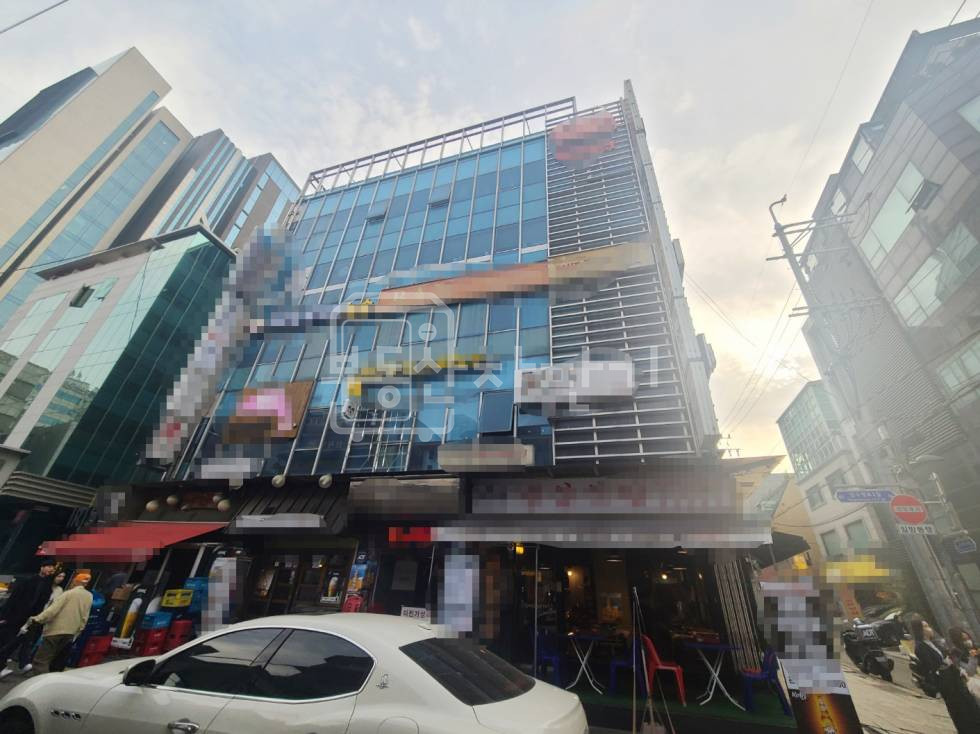서울 강남구 신사동 신사역 3분, 초역세권, 2층 임대 월세 매물번호 23689 사진 9