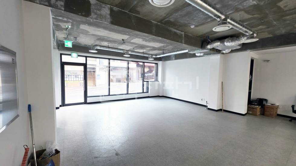 서울 강남구 대치동 대치사거리인근, 코너건물, 지하1층임대 월세 매물번호 25760 사진 6